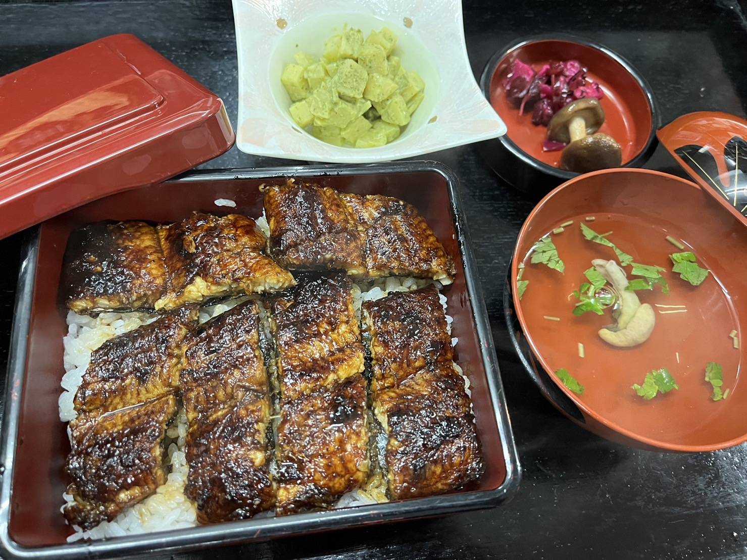 うな重ランチの写真